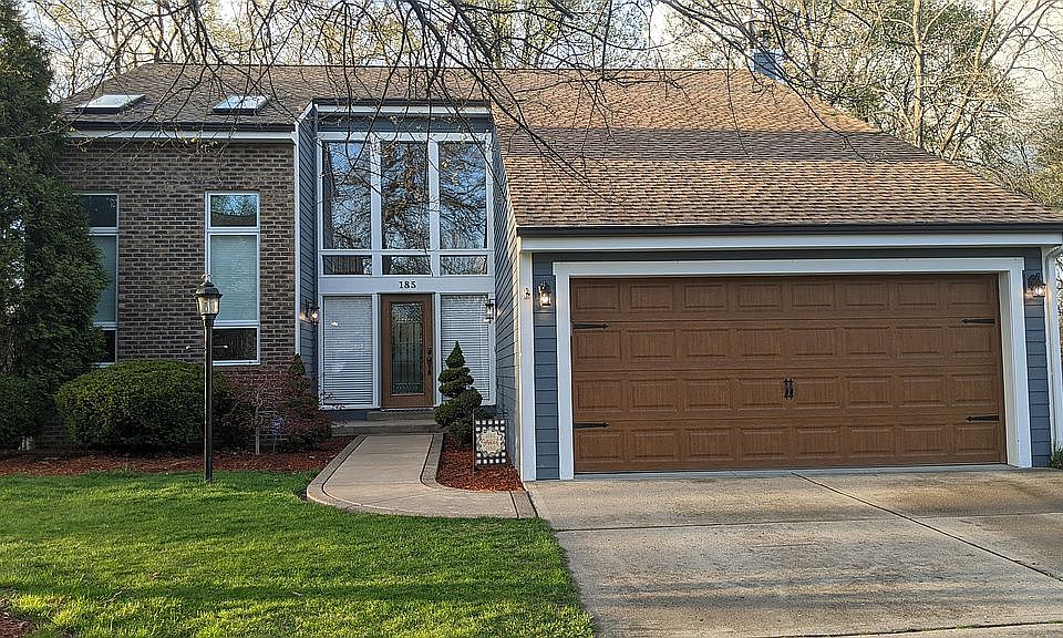 1st image of 185 Village Dr