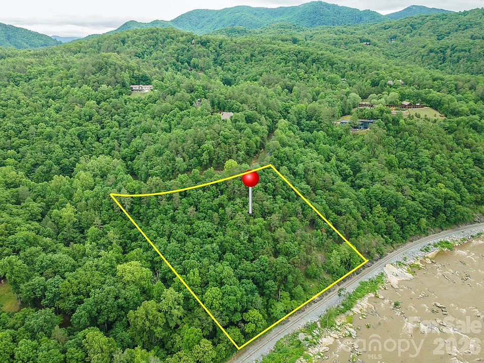 1st image of 2391 French Broad Pkwy #34
