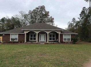 3161 Wallace Lake Rd, Pace, FL 32571