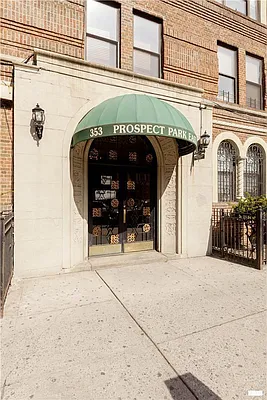 Rented by Corcoran | media 11