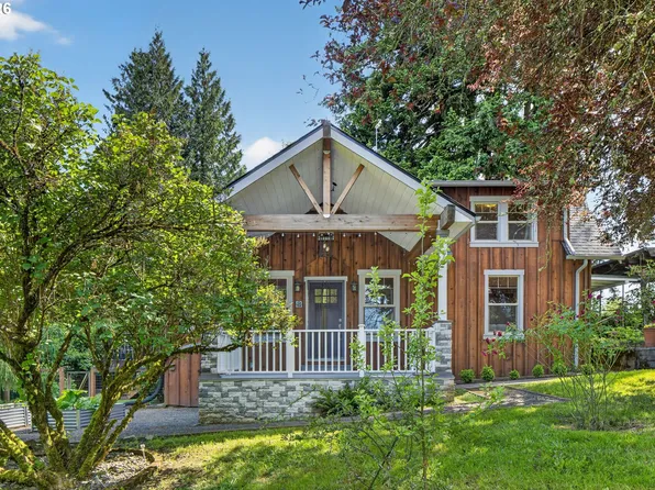 8 SW Alice St, Portland, OR 97219