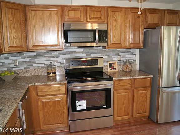 2nd image of 7403 Meadowleigh Way