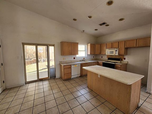 5th image of 5305 Apollo Dr NW