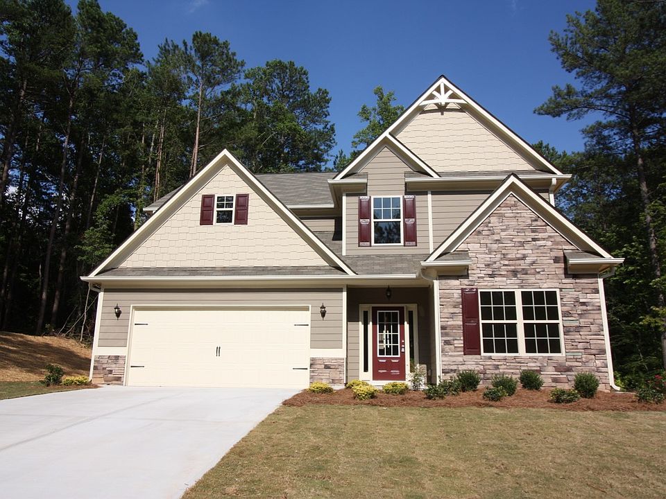 Hampton with upgraded stone accent on the front and crow s feet.