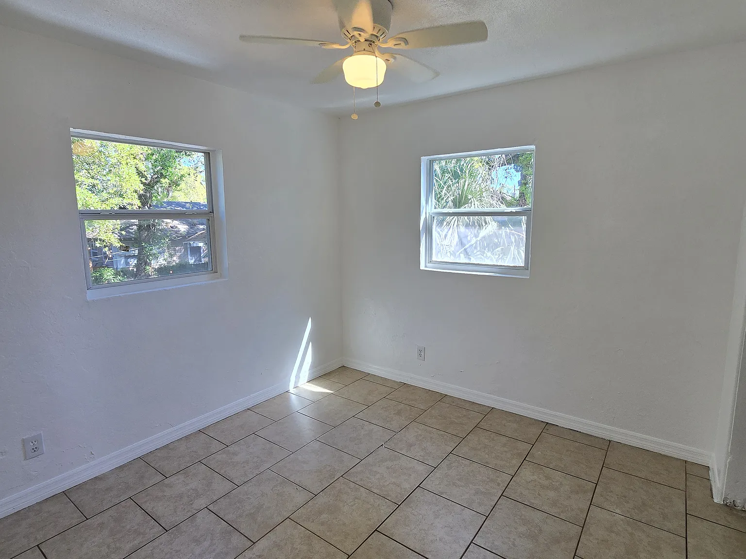 2 bed, 600 sqft, $1,295 — Photo 4