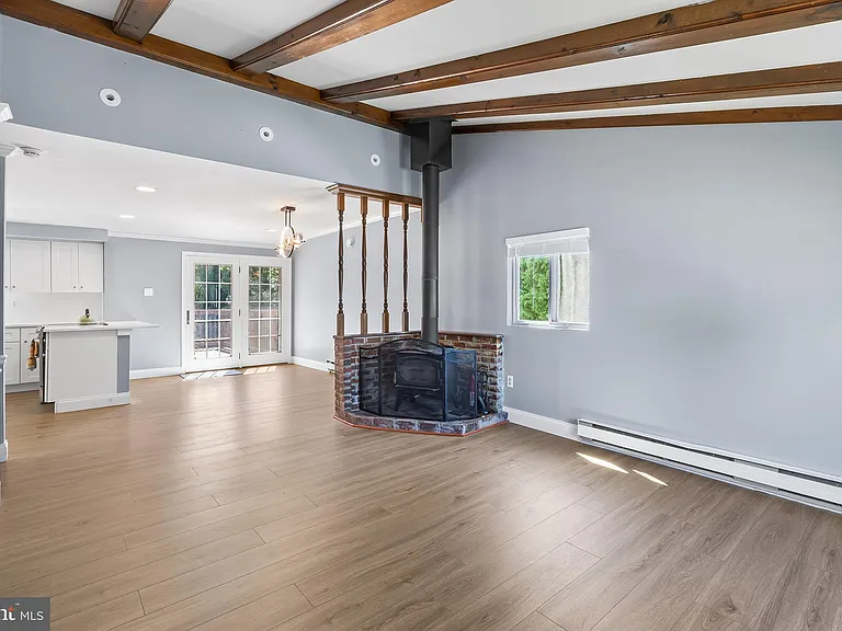 343 Sugartown Rd #B — Photo 6