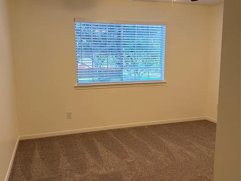 2201 Summer Reef Dr — Photo 19