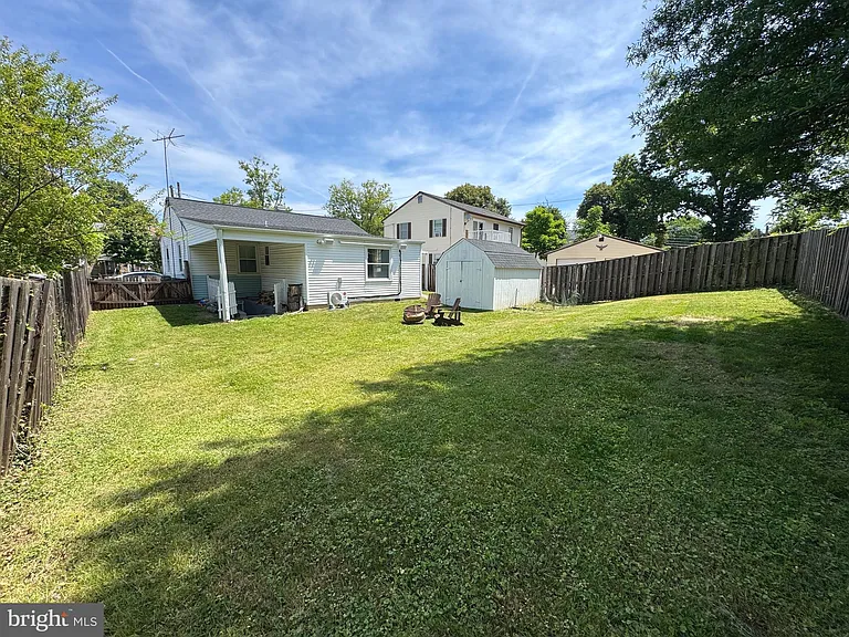 721 Crabb Ave — Photo 23