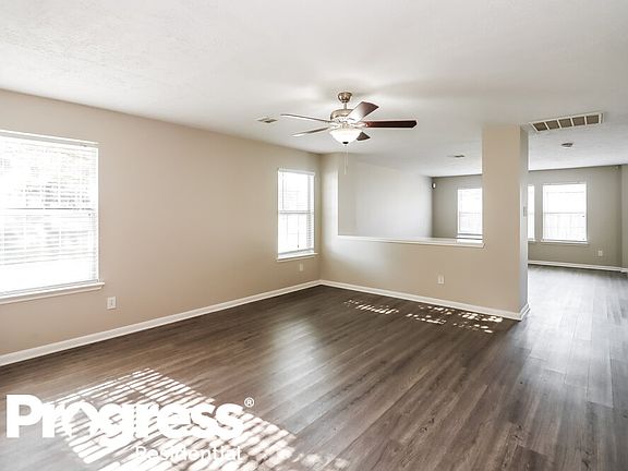 5th image of 503 Silky Leaf Dr