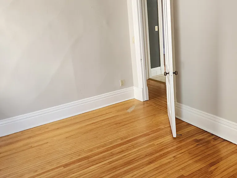 2644 Emerson Ave S #2 — Photo 7