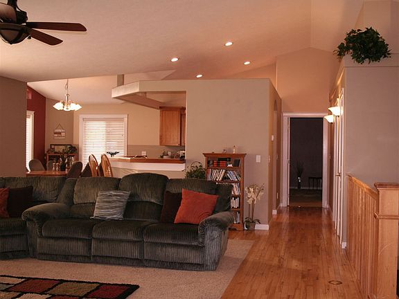 2nd image of 8107 N Camilla Marie Ct
