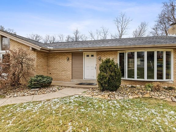 2nd image of 5154 Deeridge Ln