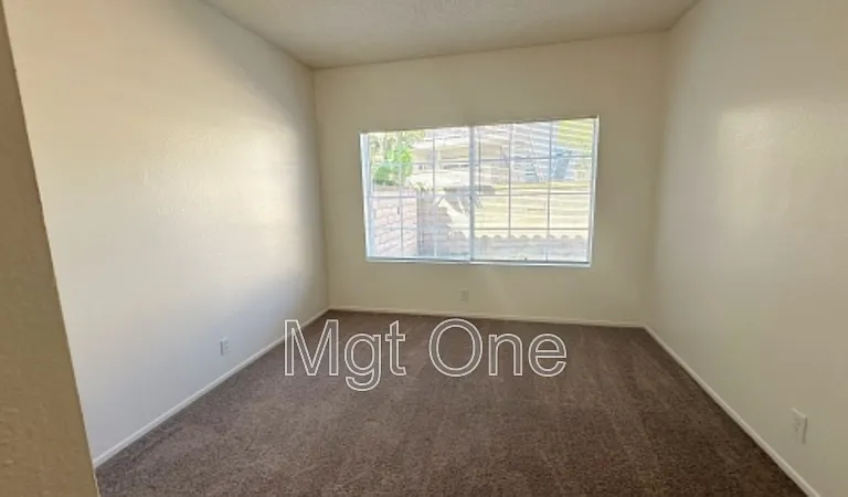 18902 Canyon Hill Dr — Photo 8