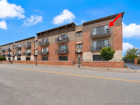 239 Mulberry Street, Jeffersonville, IN 47130