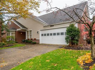 805 Windrush Dr APT A1, Westlake, OH 44145