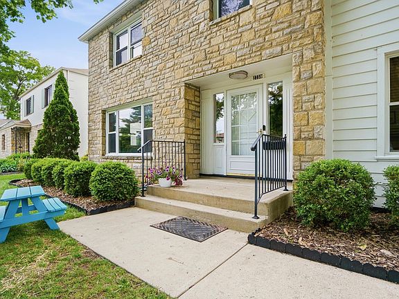 3rd image of 2759 Plymouth Ave
