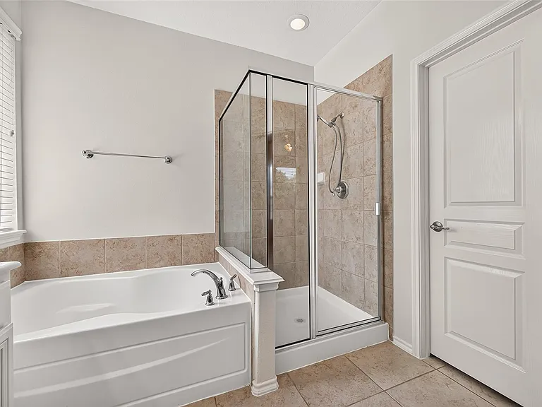 24518 Carlton Springs Ln — Photo 28