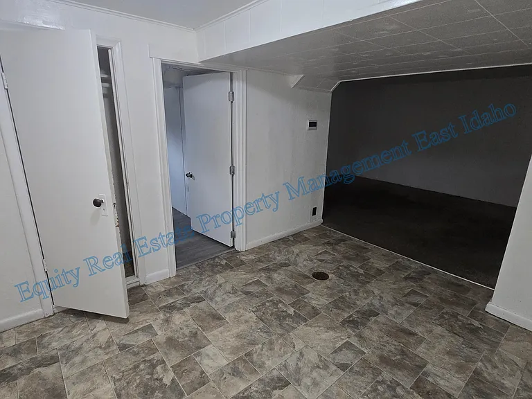 555 N 13th Ave #557 — Photo 19