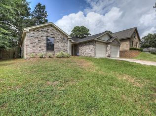 165 April Waters Dr W, Montgomery, TX 77356
