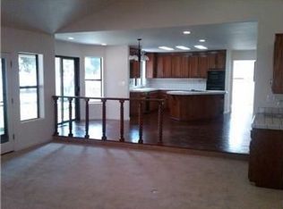 1810 Ravine Ct, Los Banos, CA 93635