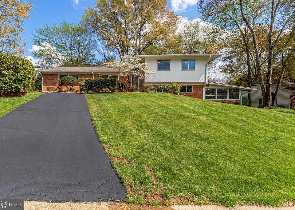 1st image of 4525 Braeburn Dr