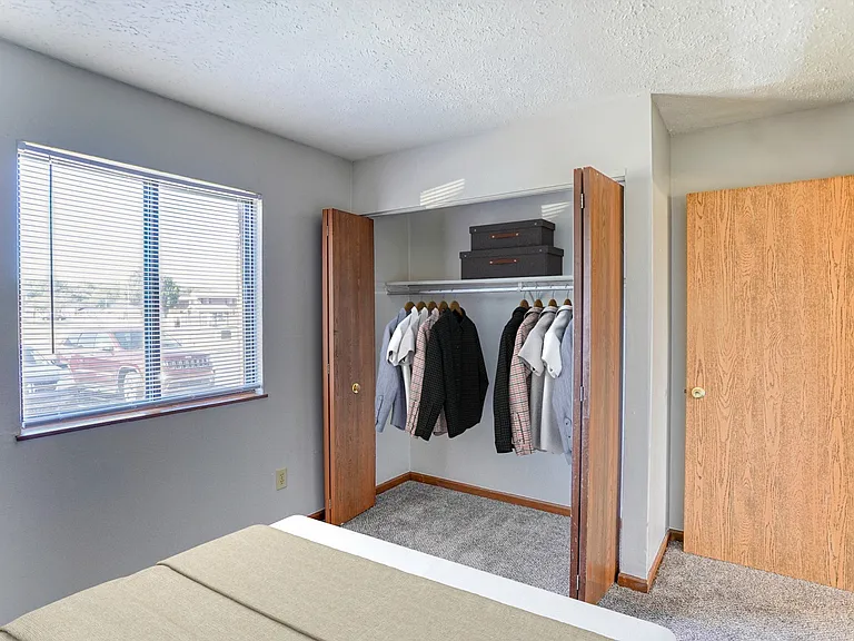 Waterford Apartments — Photo 5