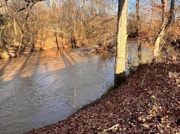 Sanford Rd, Alexander City, AL 35010