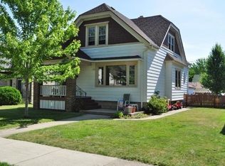 1650 S 53rd St, West Milwaukee, WI 53214