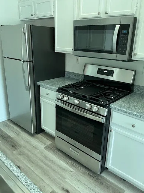 2 bed, 2.5 bath, 1000 sqft, $1,794 — Photo 4