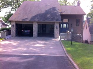 312 Spring Beach Rd, Rome City, IN 46784