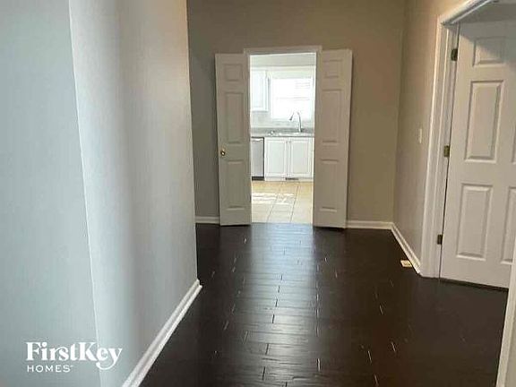 2nd image of 9240 Brook Ct