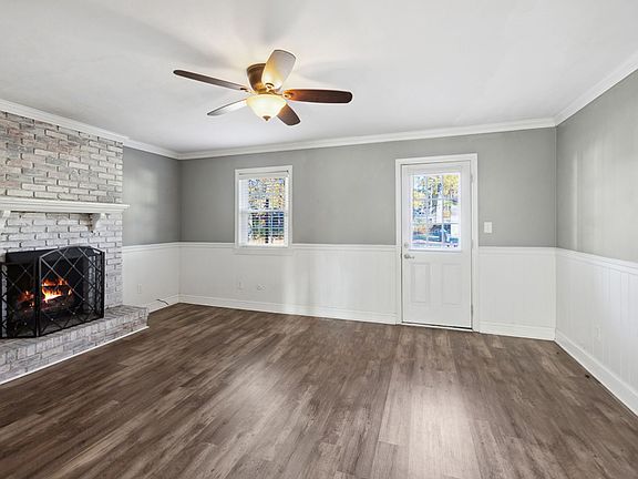 5th image of 704 Avalon Woods Ct