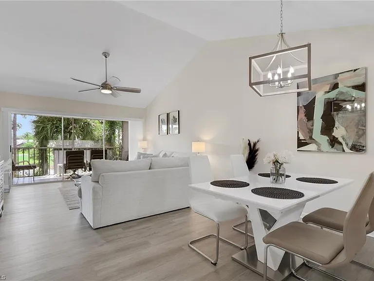 800 Augusta Blvd #B201 — Photo 10