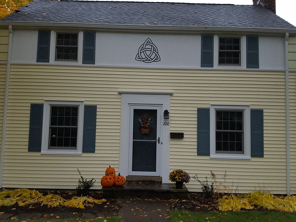 1st image of 206 Edgewood Ave