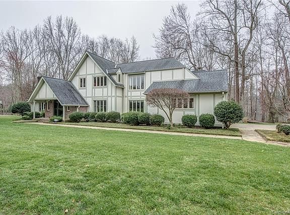 2nd image of 1716 Arbor Way Dr