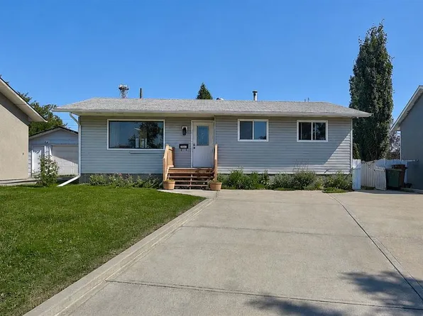 10431 SW 92a St, Grande Prairie, AB T8V 3V6