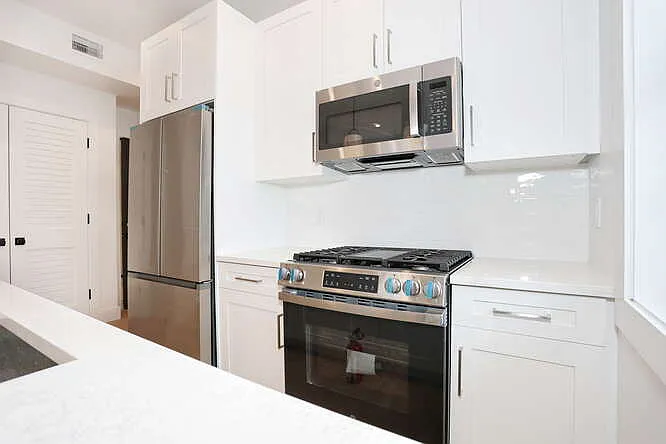 45 E Palisade Ave — Photo 17