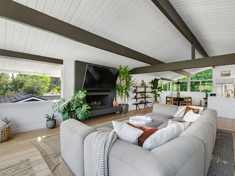 1495 Regatta Rd — Photo 40