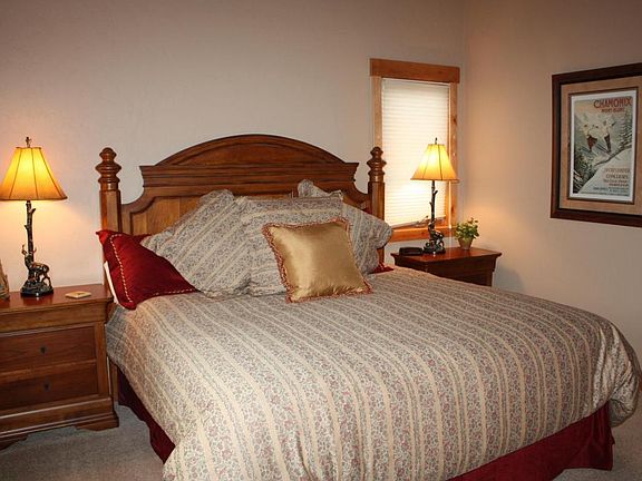 3rd image of 208 Antler Way