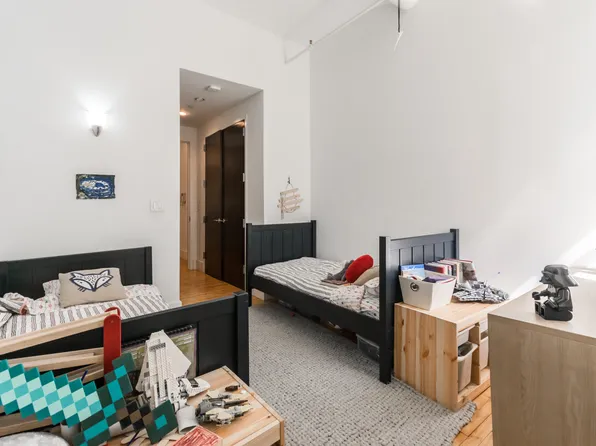 15 West 18th Street image 9 of 15