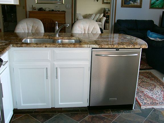 stainless steel dishwasher, ultra quiet too!