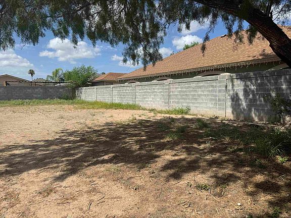 5th image of 137 Alicante Dr