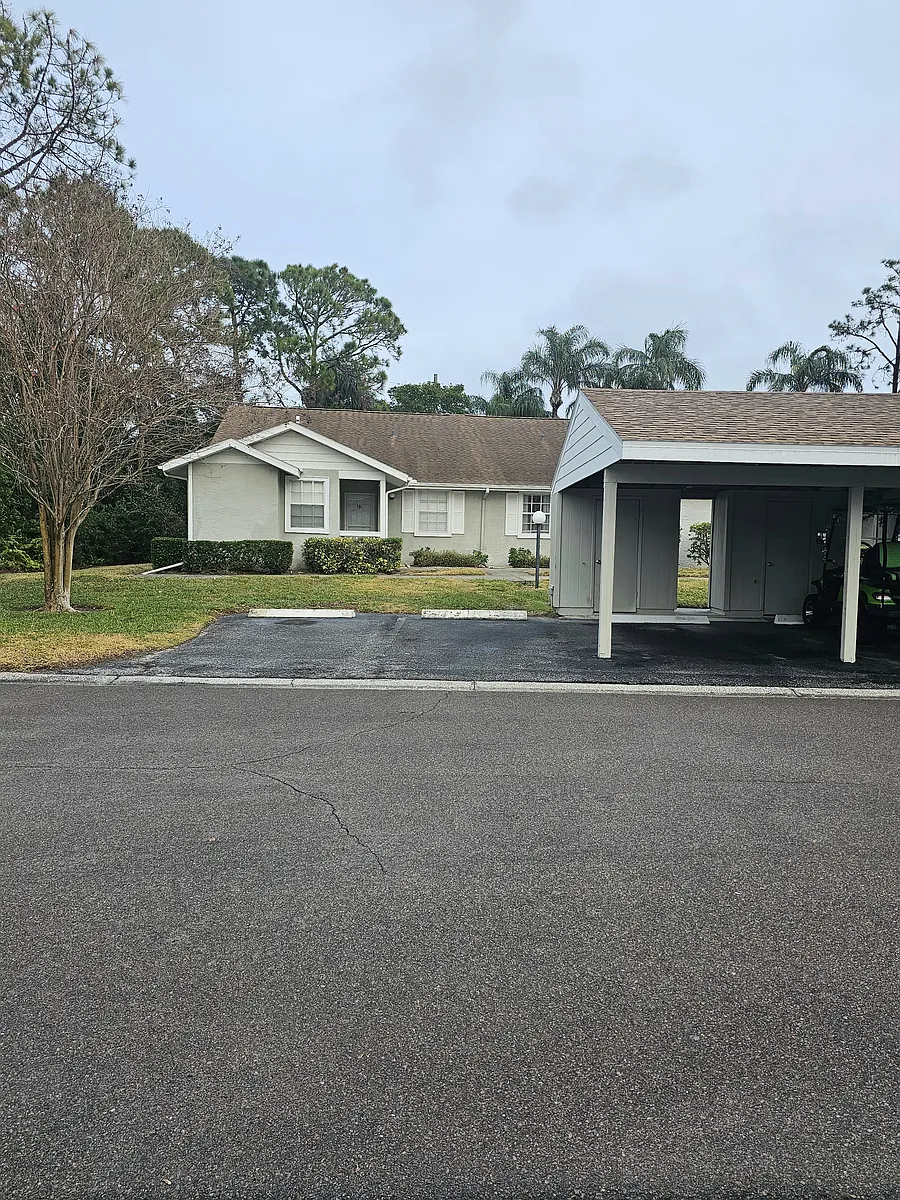 Front parking, guest spots, covered secured storage unit - 1505 Oakhill Dr
