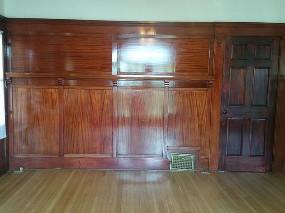 4th image of 1400 S Manhattan Pl