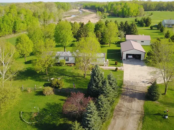 1584 Highway 23, Ogilvie, MN 56358