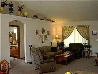 1530 Foxglove Ave photo 1