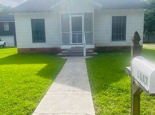 5007 Magnolia St, Moss Point, MS 39563