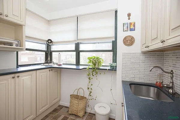 Sold by Akam Sales and Brokerage | media 21