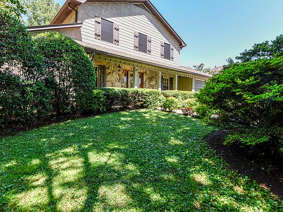 5th image of 814 Virginia Dr