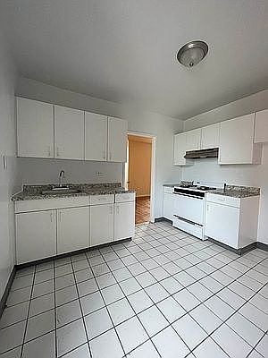 4th image of 85-15 139th St #5